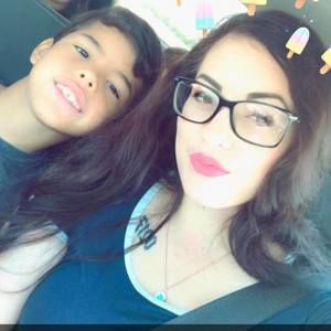 Meet your Posher, Thalia